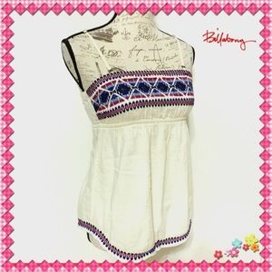 Billabong Embrosed Top ❤️